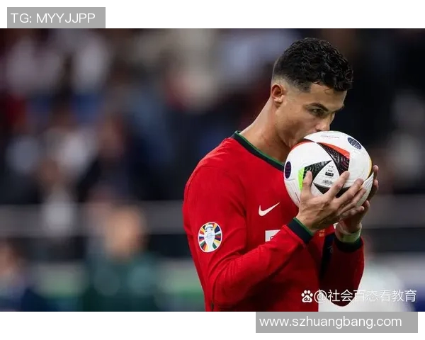 二字ID足球明星的传奇与荣耀探索他们在绿茵场上的辉煌瞬间与背后故事