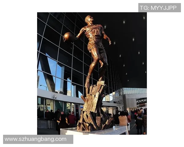 沈阳足球明星雕像事件引发的社会热议与文化反思探讨 沈阳足球明星雕像事件引发的社会热议与文化反思探讨